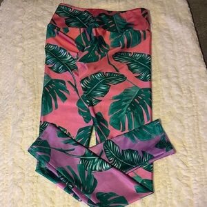 Goldsheep Pink and Green Leaf Print Leggings 🐑